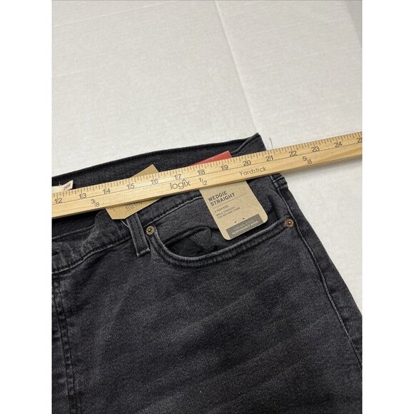 Levis Jeans Womens 24W Wedgie Straight Black Distressed Button Fly Busted Knee - Picture 7 of 12